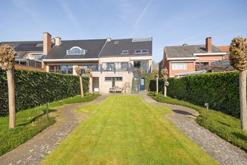 Te koop - Gebouw - Pelt