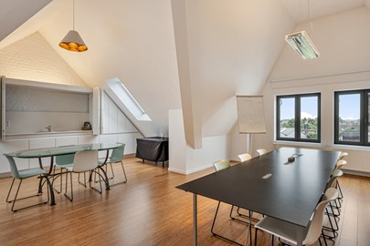 Te koop - Servicekantoor - Tielt