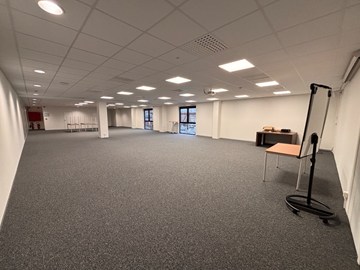 Te huur - Commercieel kantoor - Kortrijk