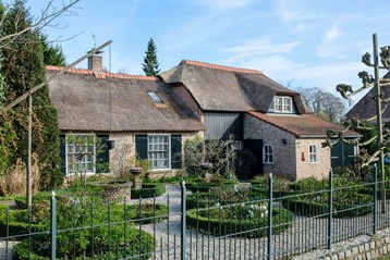 Te koop - Landhuis - Hoeven