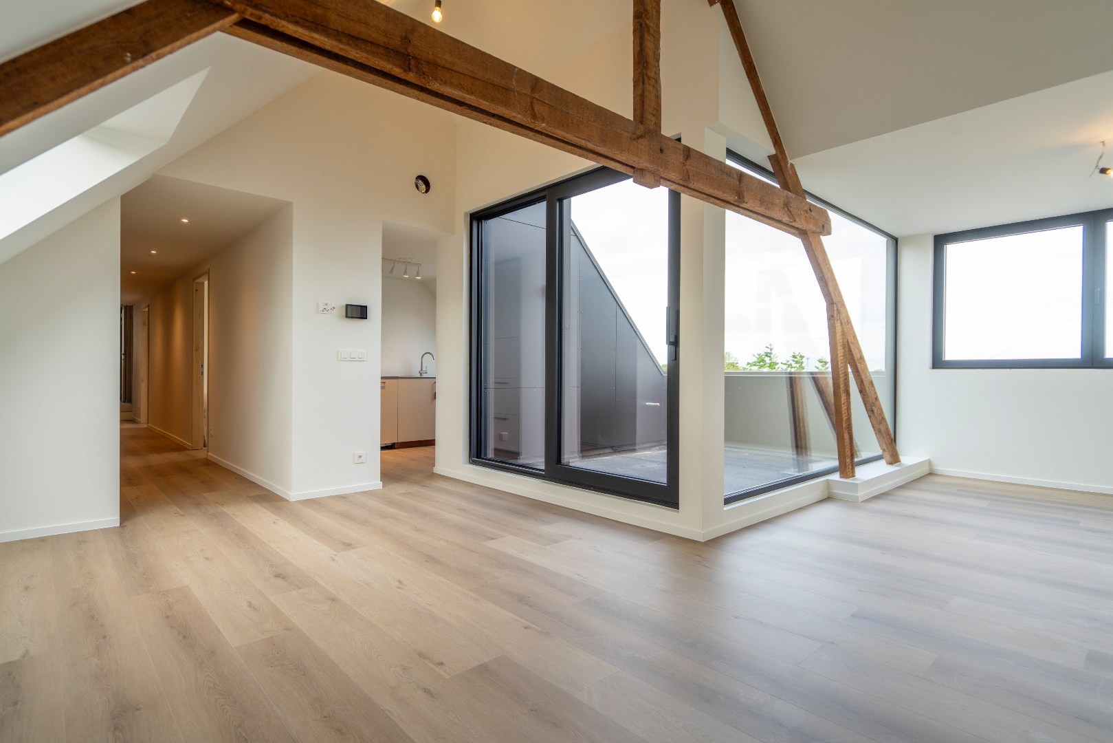 Loft: 2 slpk, terras & parking