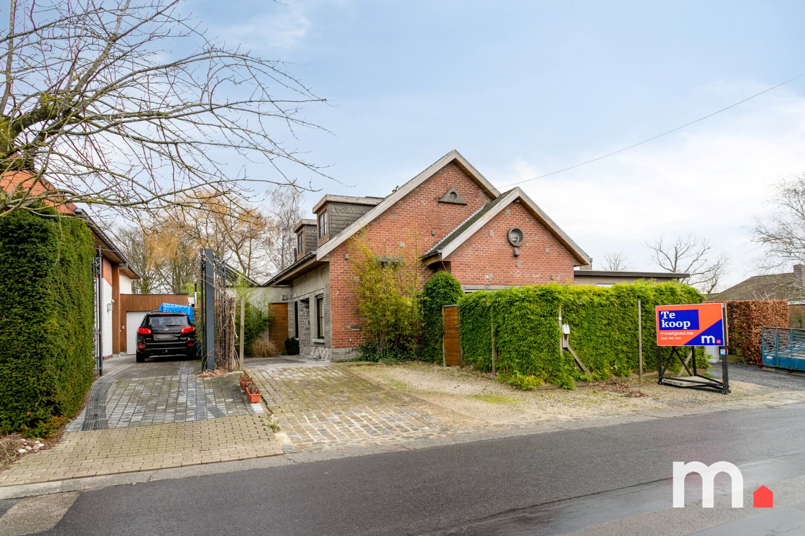 Rustig gelegen karaktervolle villa te Heule!