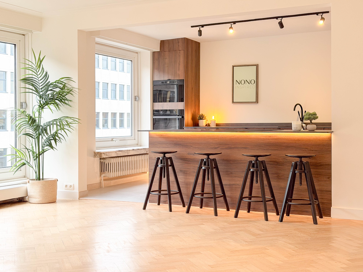 Stijlvol gerenoveerd 3-slaapkamerappartement van 128 m² met garage op topligging in Kortrijk *** NONO INSPIRED ***
