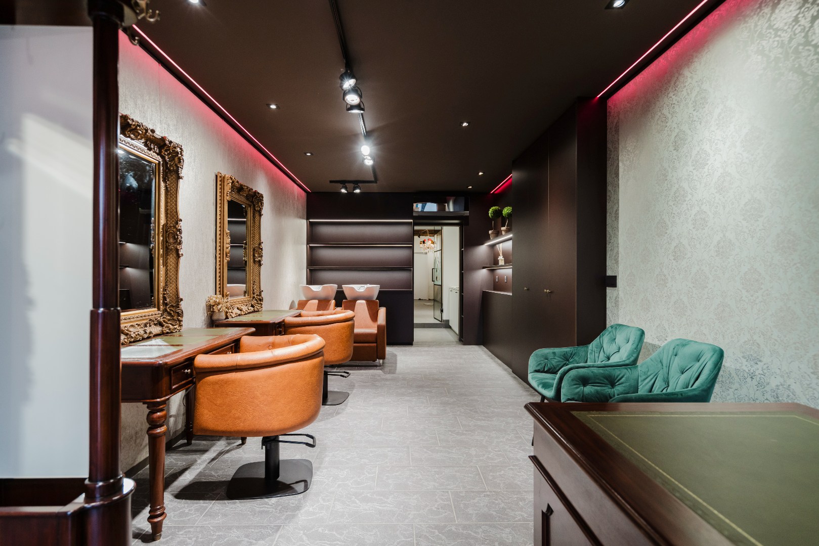 Volledig ingericht kapsalon